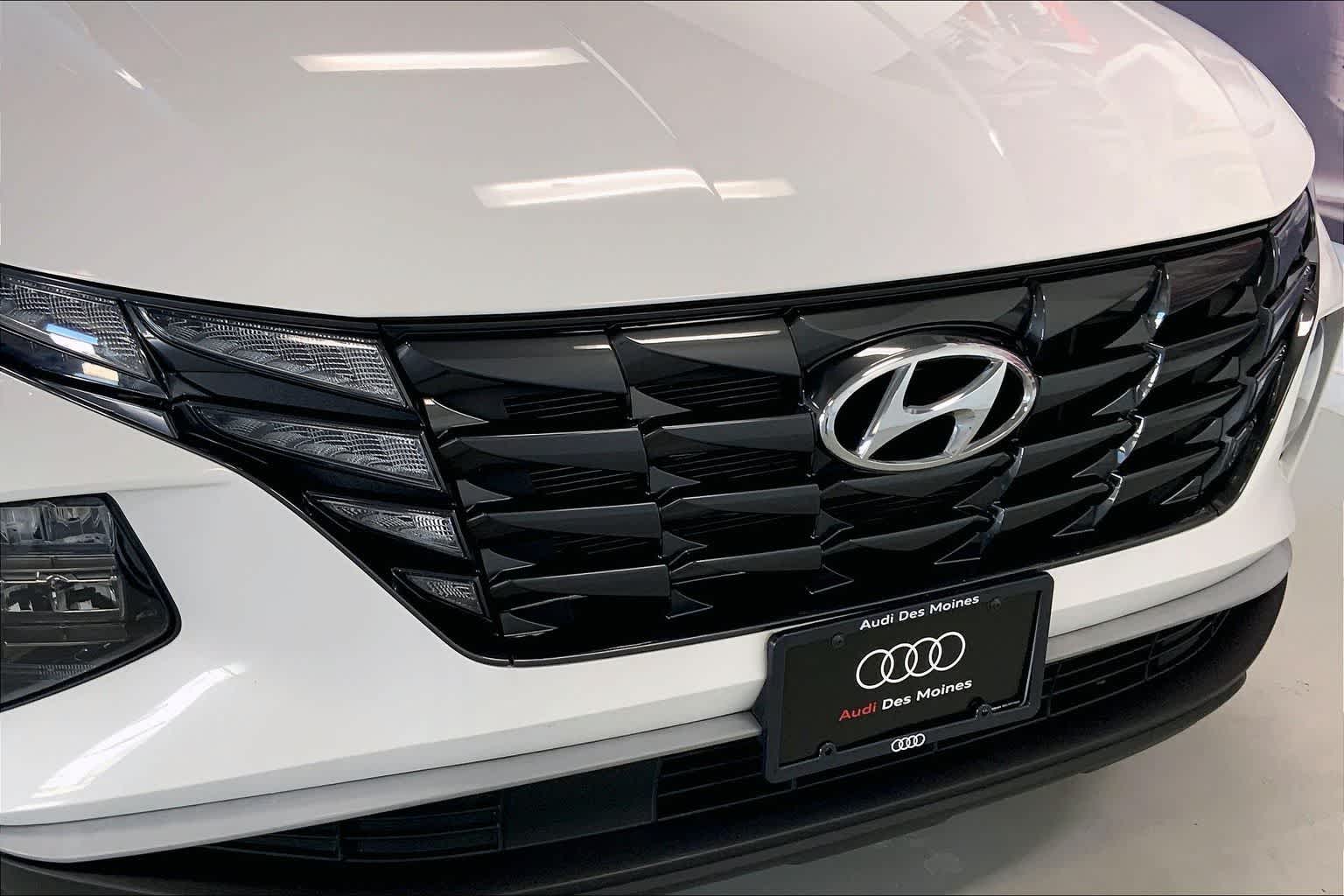 Thumbnail: 2023 Hyundai Tucson - 31