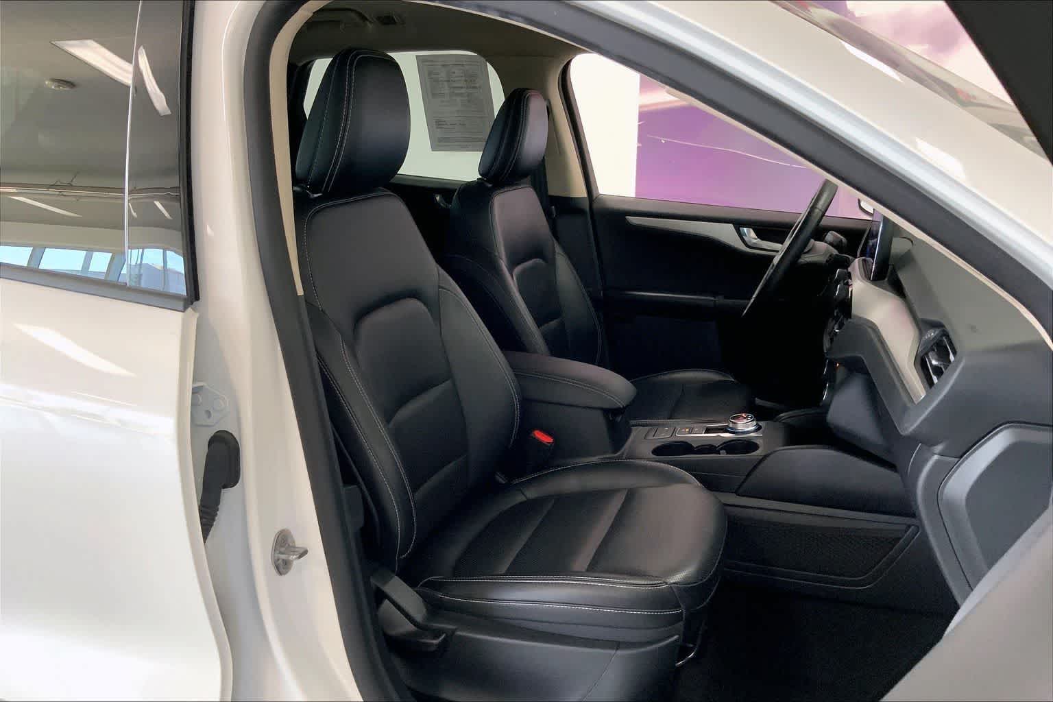 Thumbnail: 2020 Ford Escape - 11