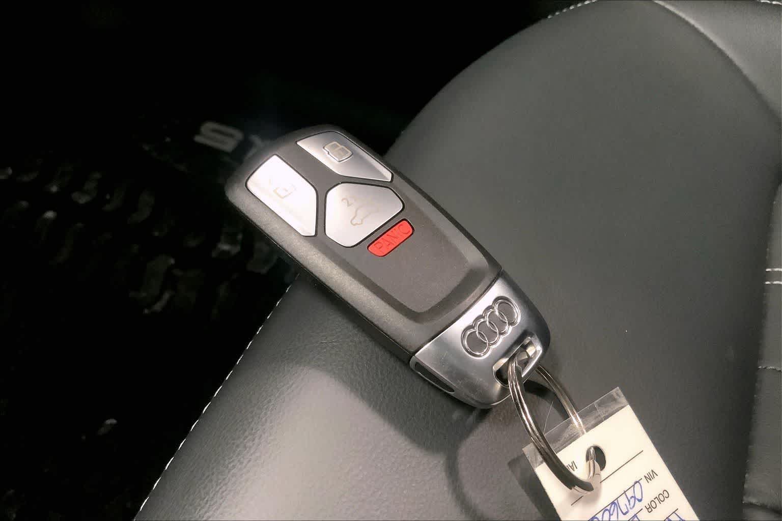 Thumbnail: 2023 Audi Q5 - 17