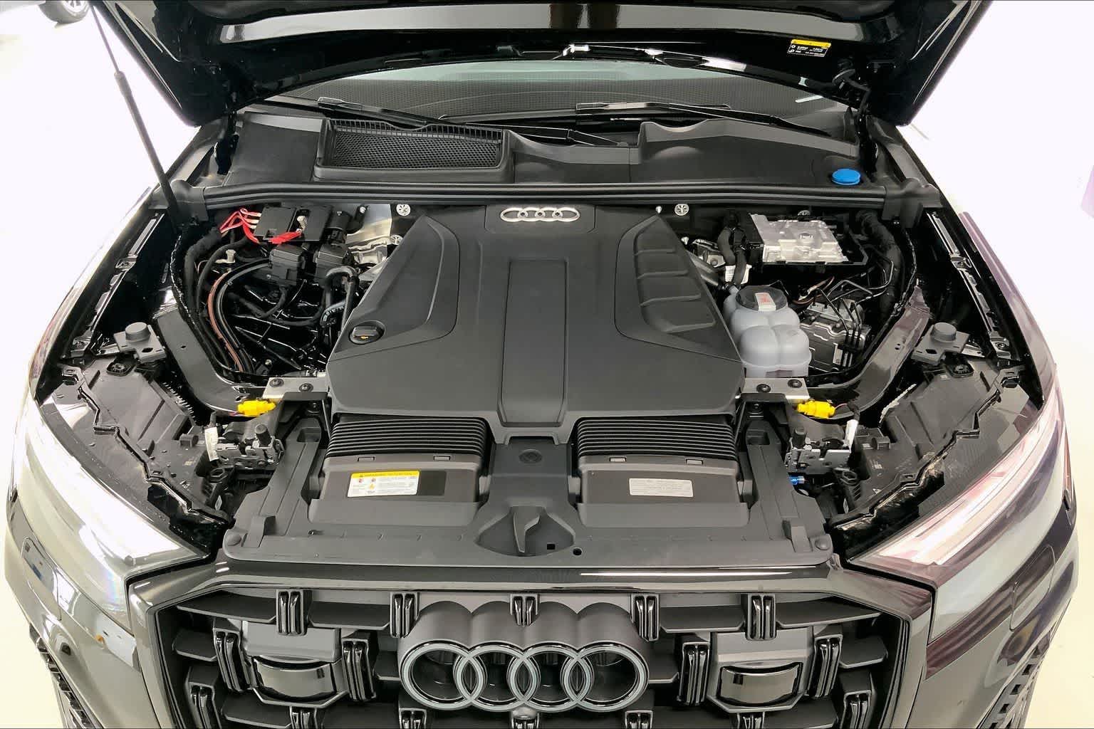Thumbnail: 2026 Audi Q7 - 8