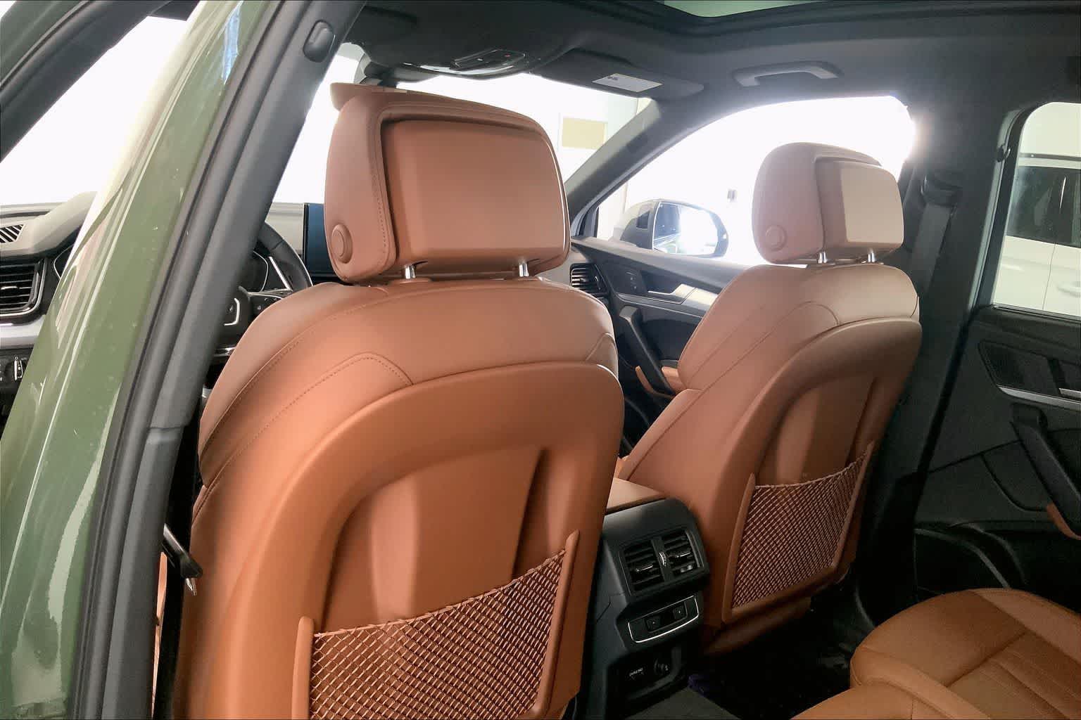 Thumbnail: 2025 Audi Q5 - 11