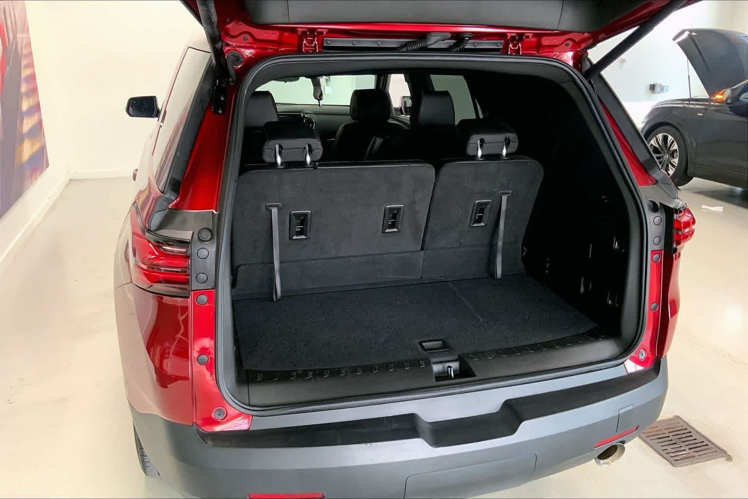 Thumbnail: 2023 Chevrolet Traverse - 17