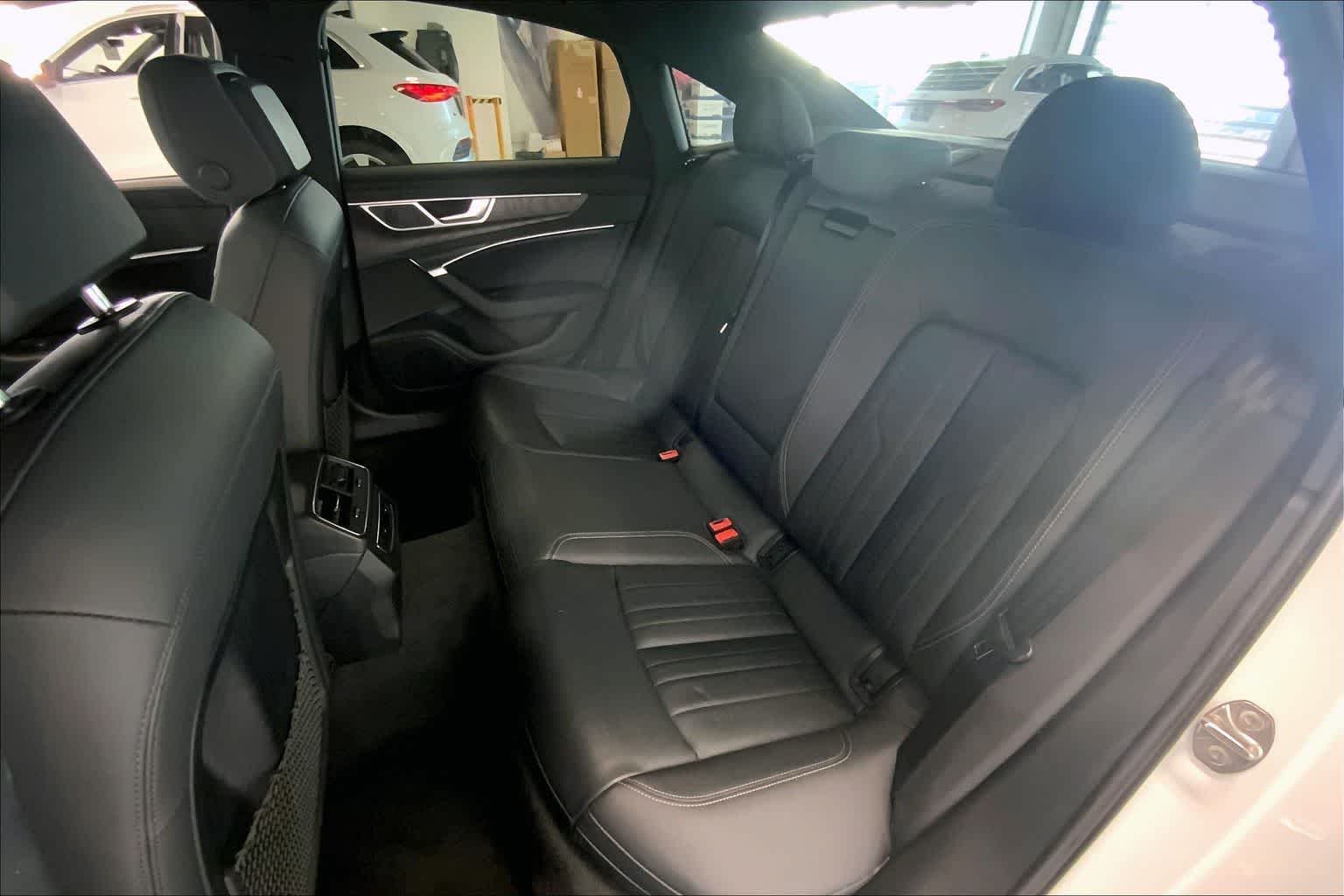 Thumbnail: 2021 Audi A6 - 25