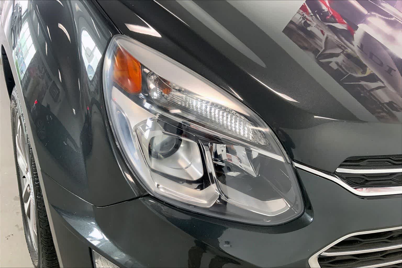 Thumbnail: 2017 Chevrolet Equinox - 29