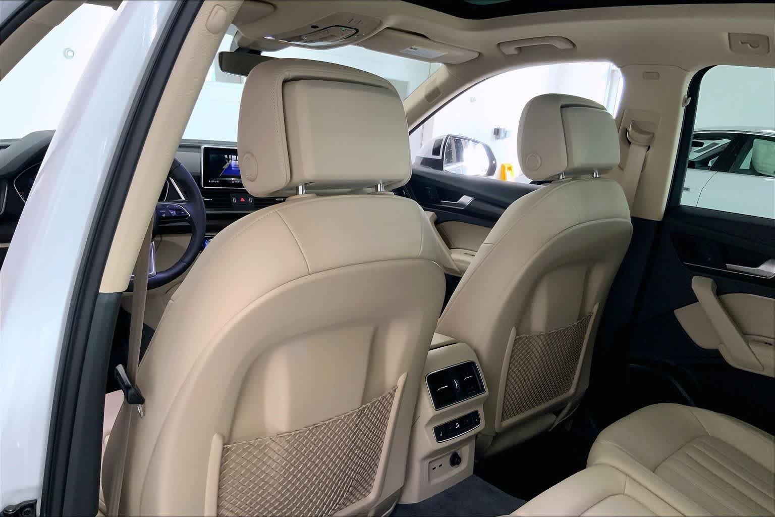 Thumbnail: 2019 Audi Q5 - 11