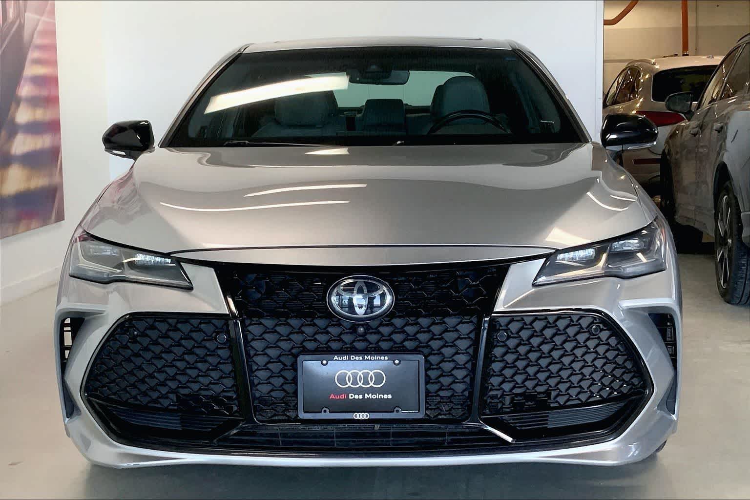 Thumbnail: 2020 Toyota Avalon - 5