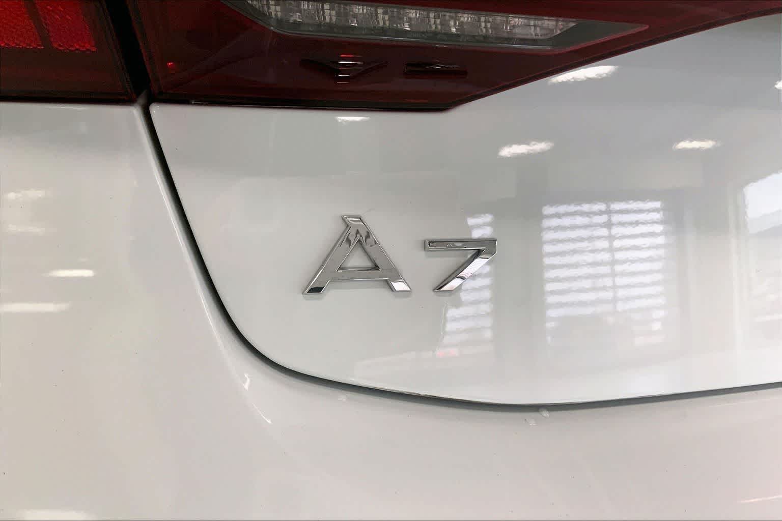 Thumbnail: 2019 Audi A7 - 7