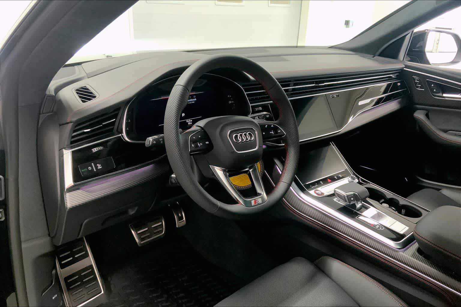 Thumbnail: 2026 Audi SQ8 - 2