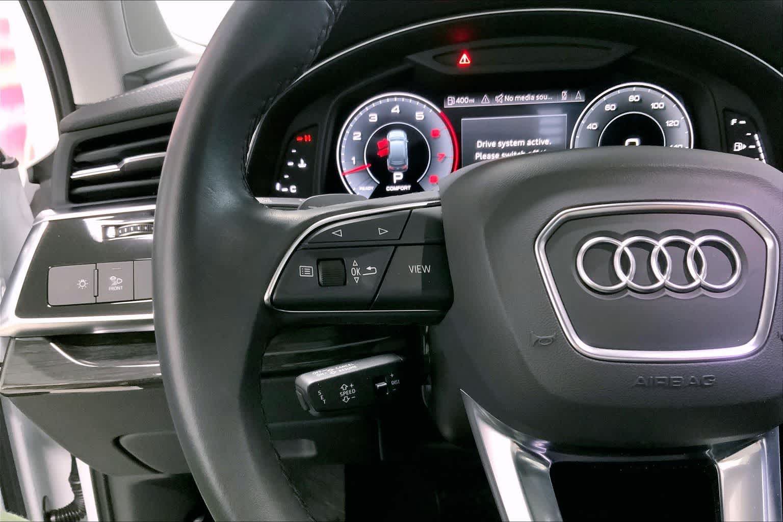 Thumbnail: 2023 Audi Q7 - 22