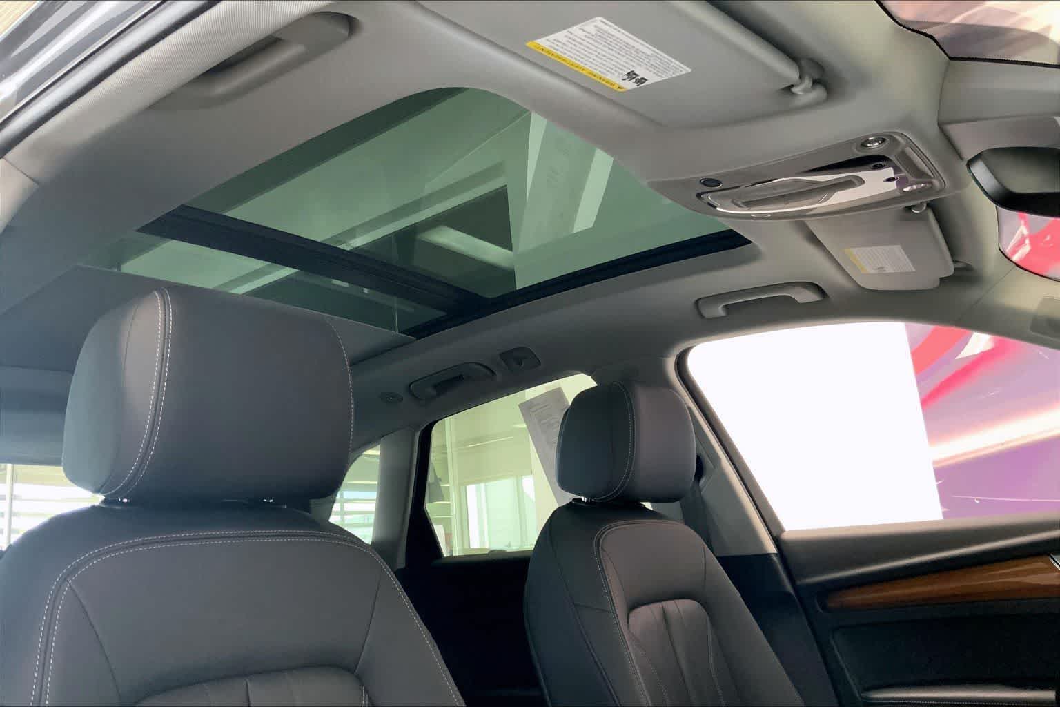 Thumbnail: 2022 Audi Q5 - 27