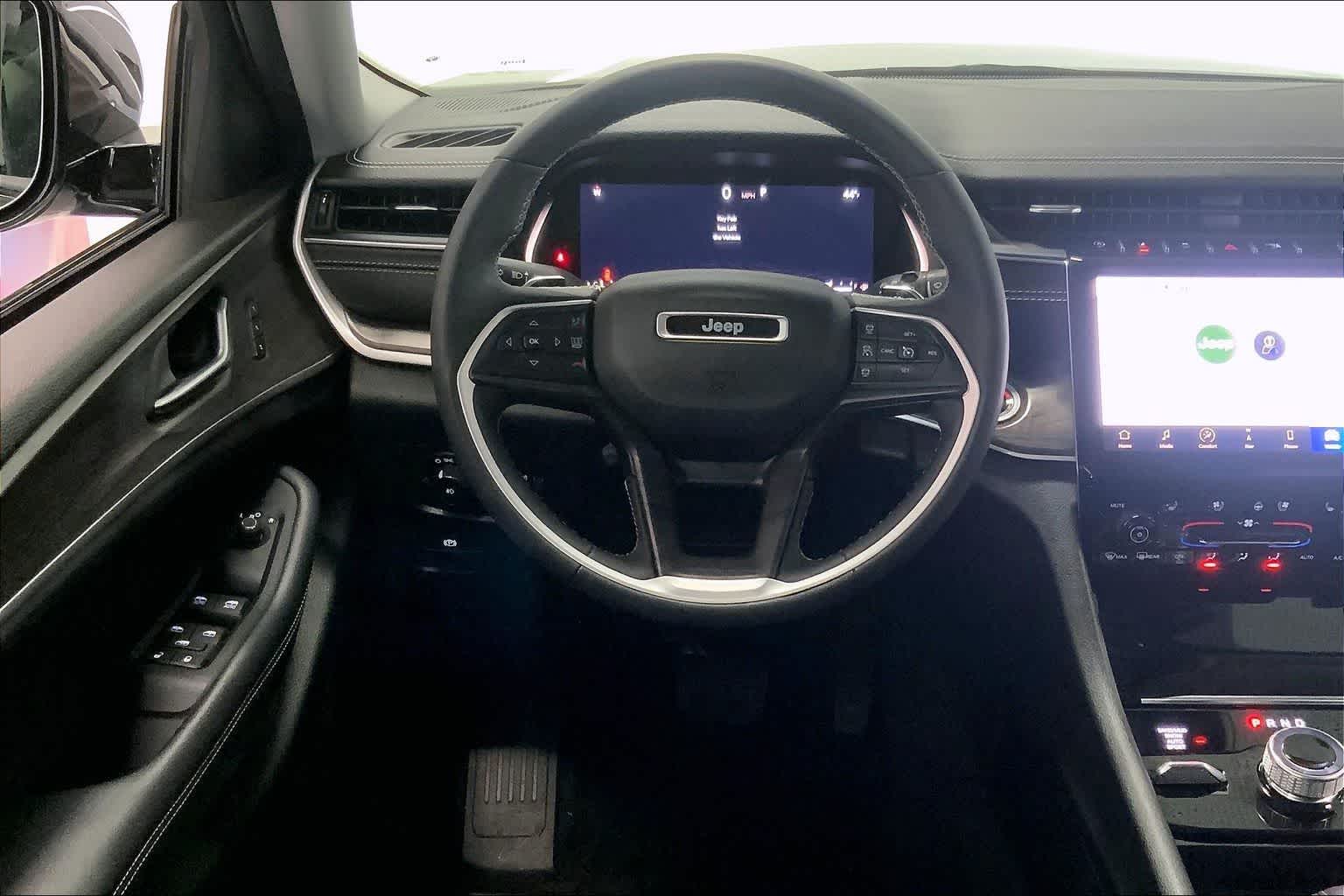 Thumbnail: 2023 Jeep Grand Cherokee - 13