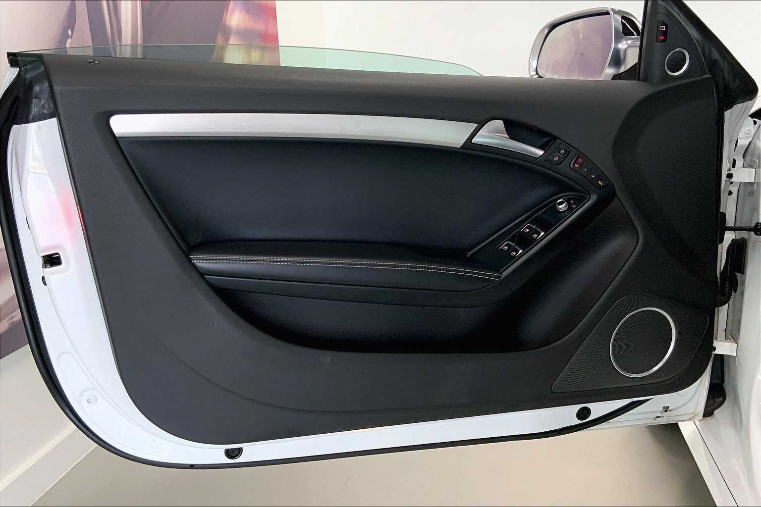 Thumbnail: 2015 Audi S5 - 24