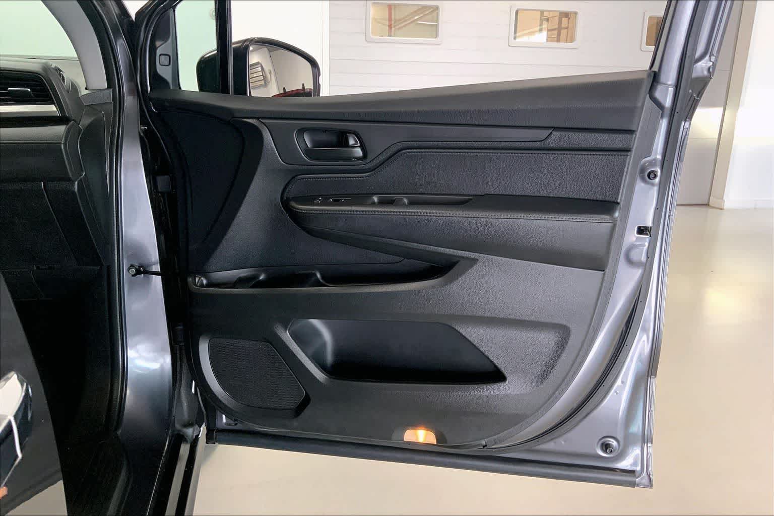 Thumbnail: 2023 Honda Odyssey - 26