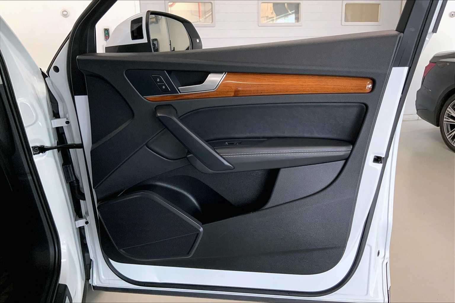 2021 Audi Q5 Premium Plus 26