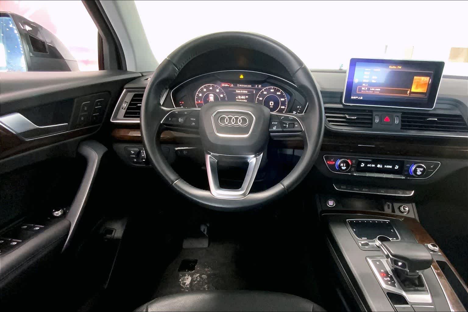 Thumbnail: 2020 Audi Q5 - 13