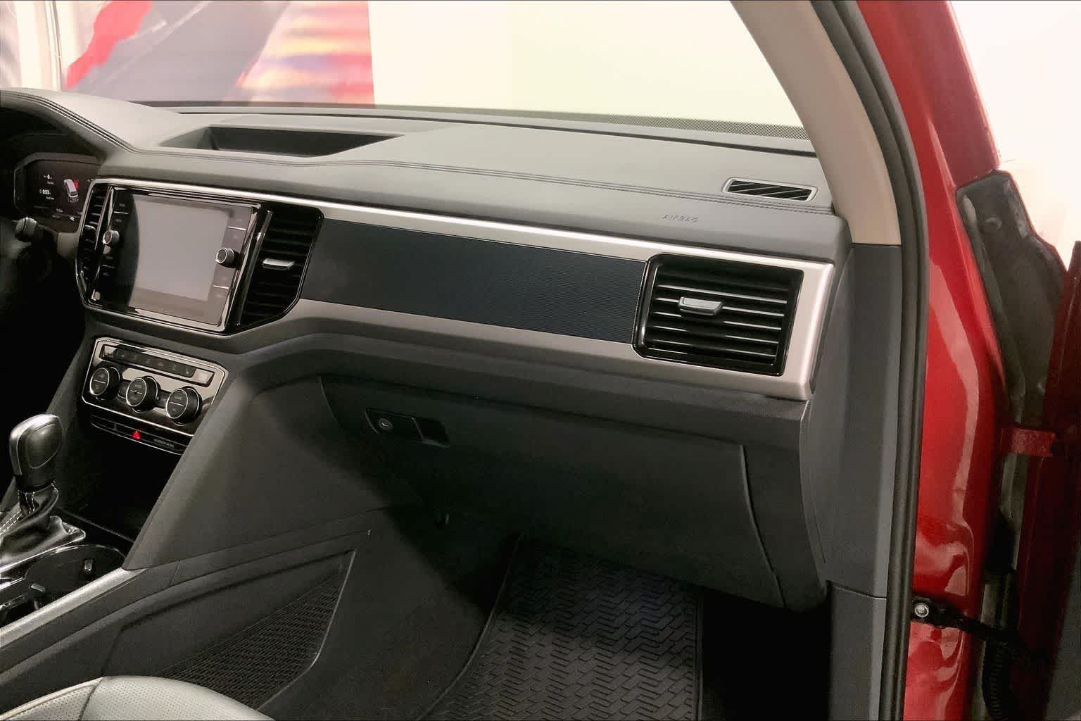 Thumbnail: 2023 Volkswagen Atlas - 21