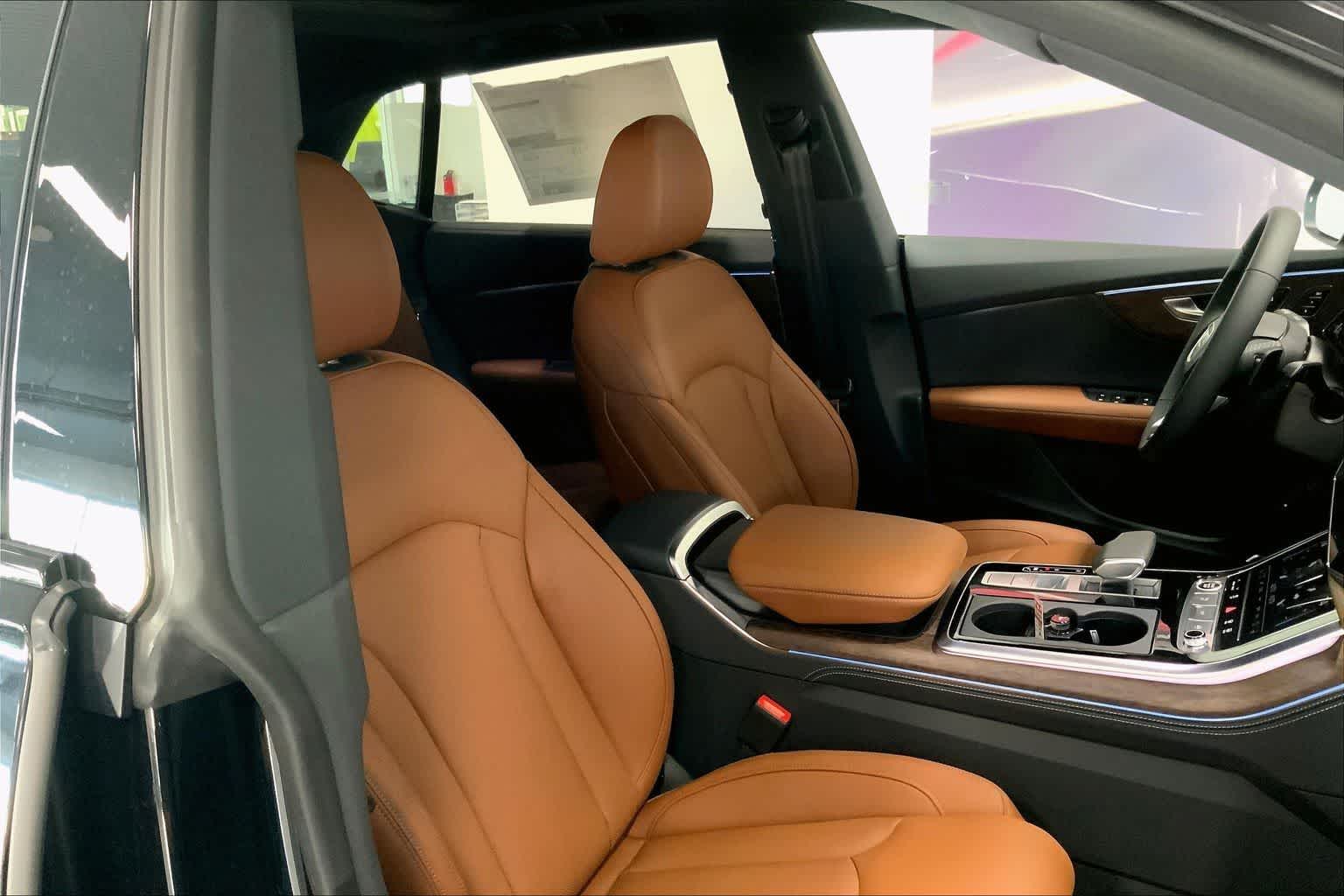 Thumbnail: 2026 Audi Q8 - 14