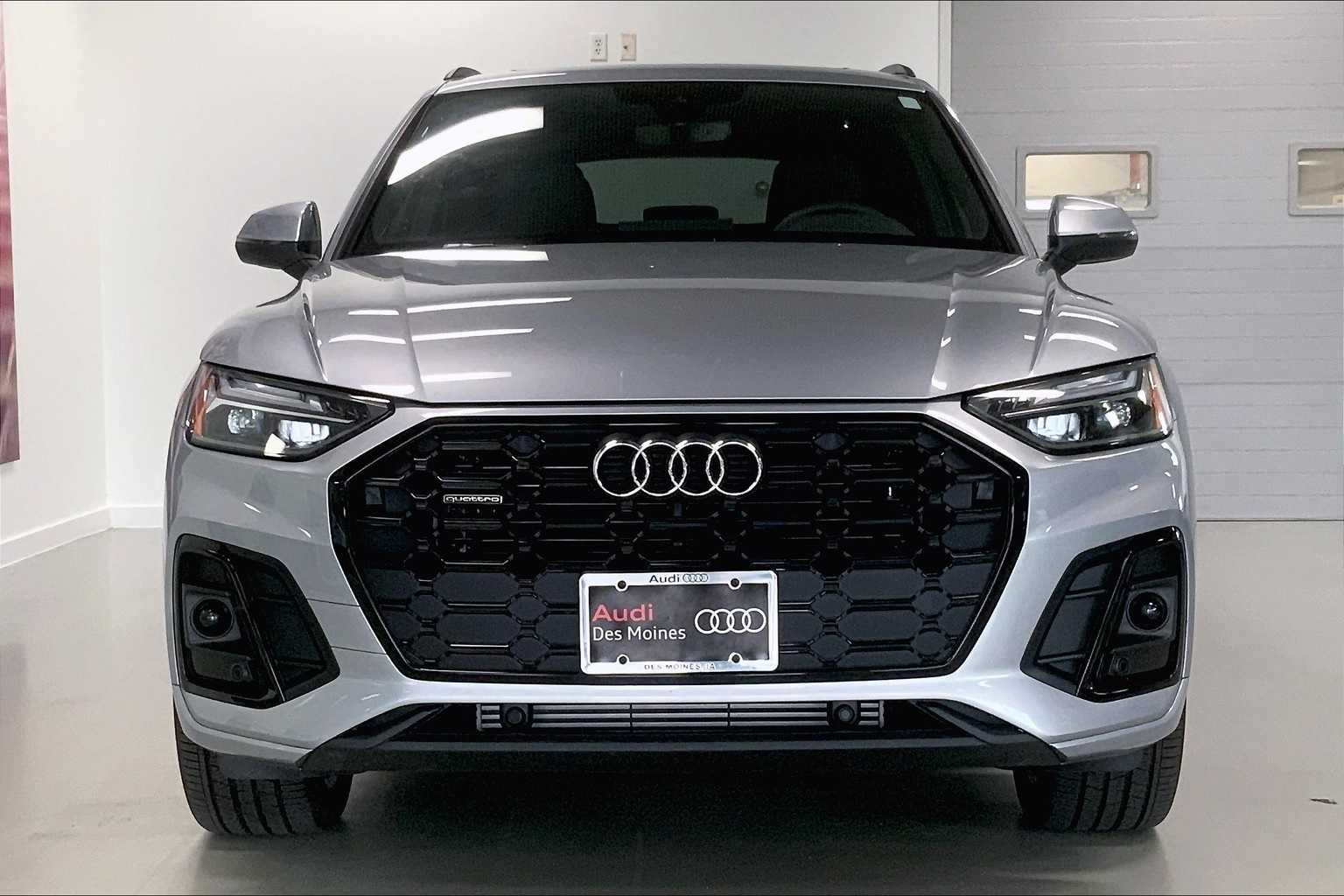Thumbnail: 2025 Audi Q5 - 6