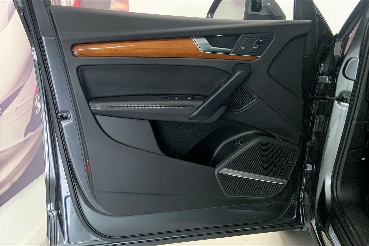 Thumbnail: 2023 Audi Q5 - 25