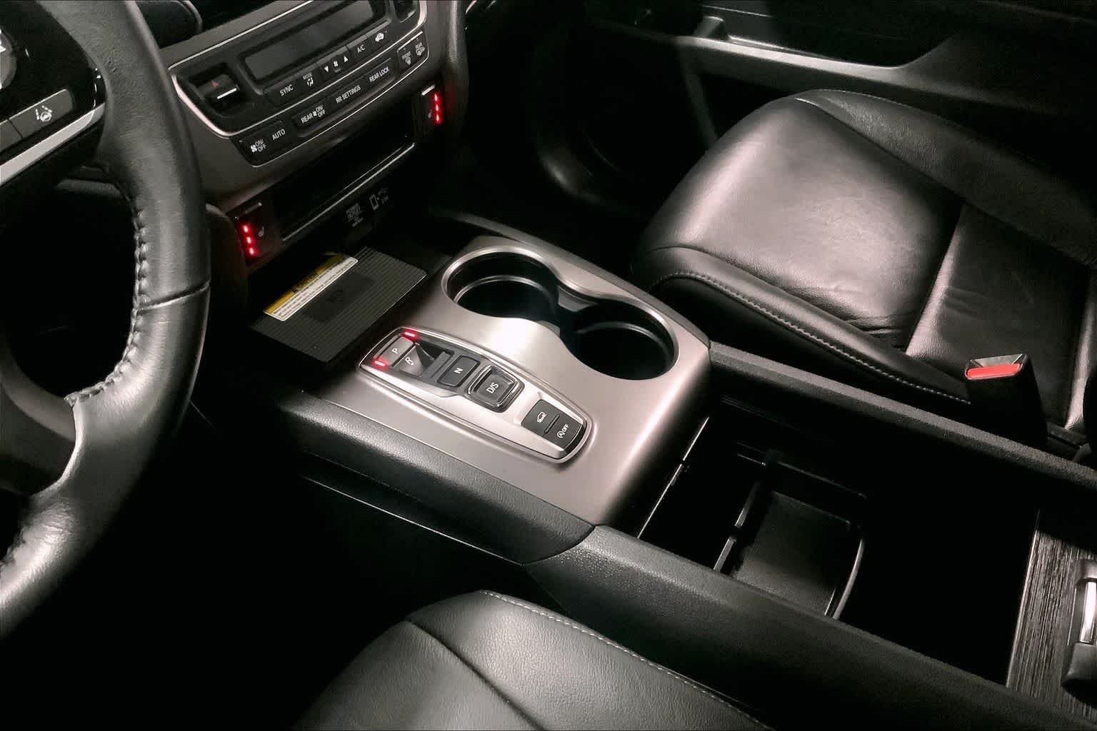 Thumbnail: 2022 Honda Pilot - 15