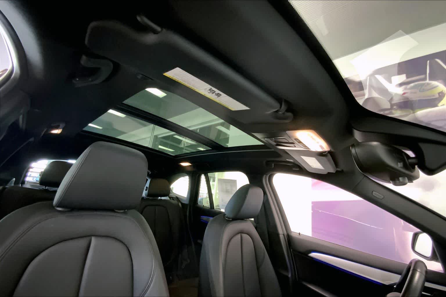 Thumbnail: 2022 BMW X1 - 27