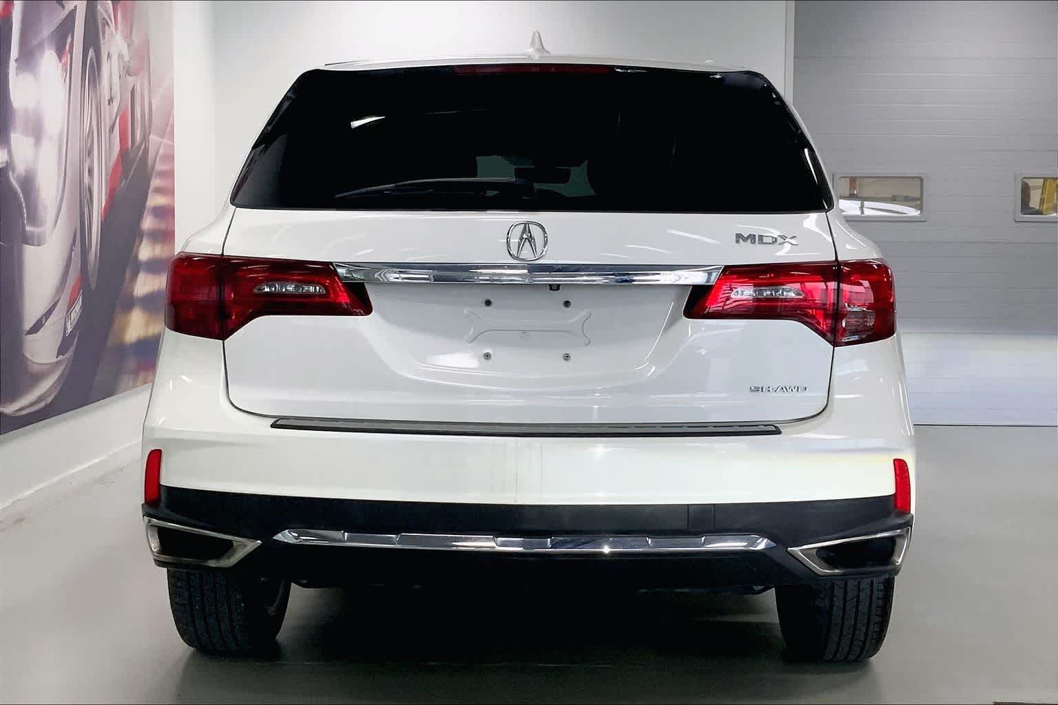 Thumbnail: 2017 Acura MDX - 5