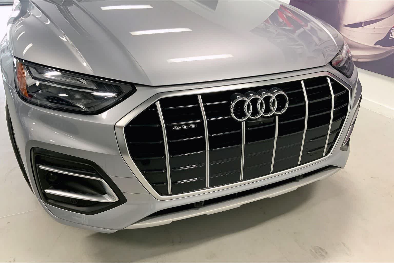 Thumbnail: 2023 Audi Q5 - 31