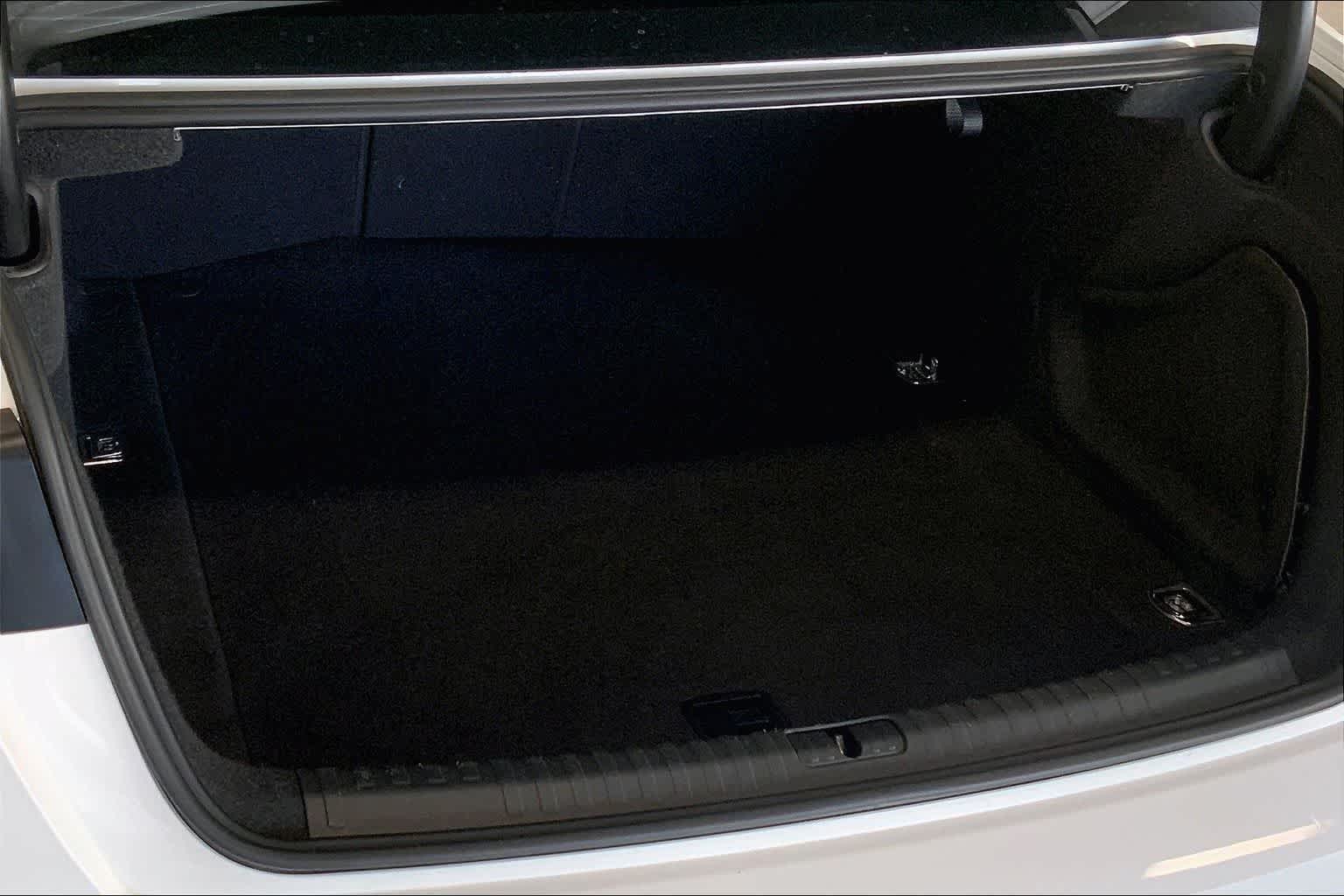 Thumbnail: 2021 Audi A6 - 16