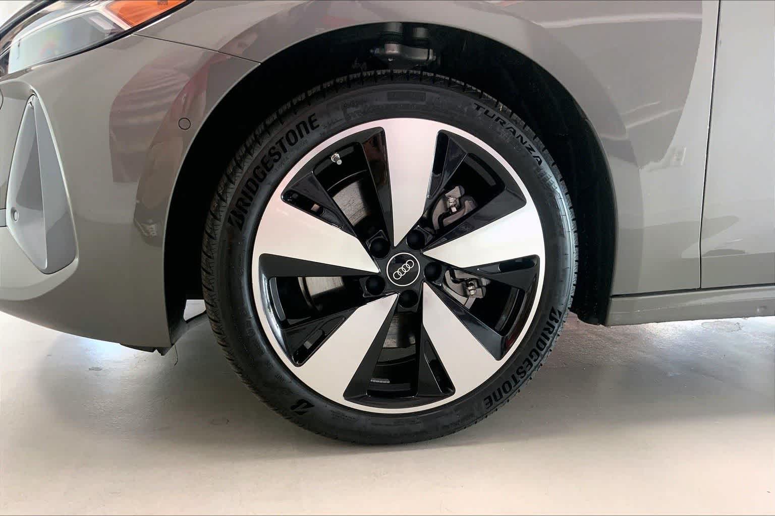 Thumbnail: 2025 Audi A5 - 8