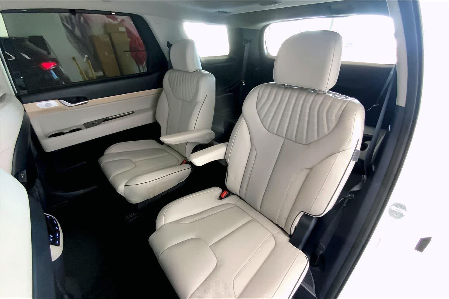 Thumbnail: 2024 Hyundai Palisade - 26