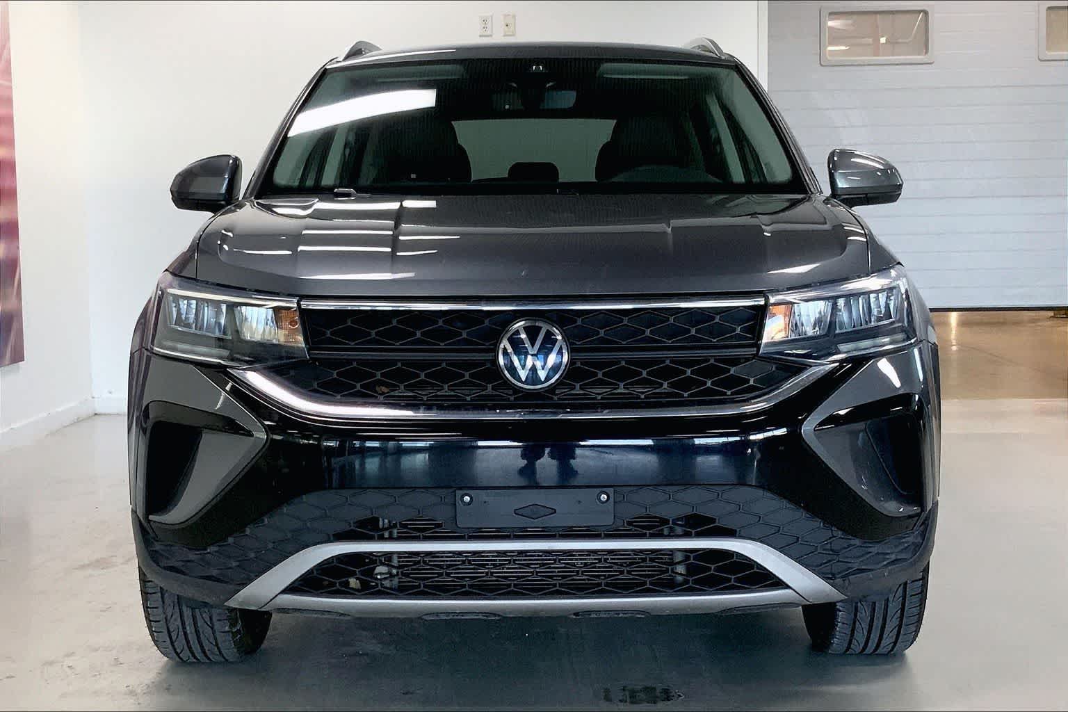 Thumbnail: 2023 Volkswagen Taos - 7