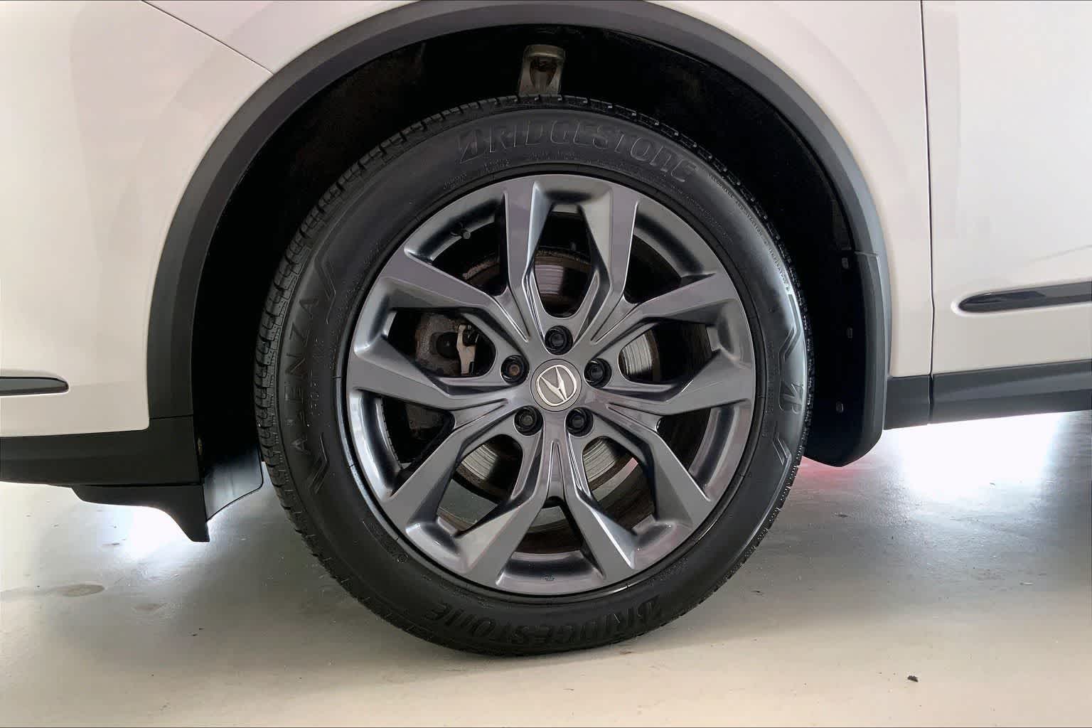 Thumbnail: 2022 Acura MDX - 8