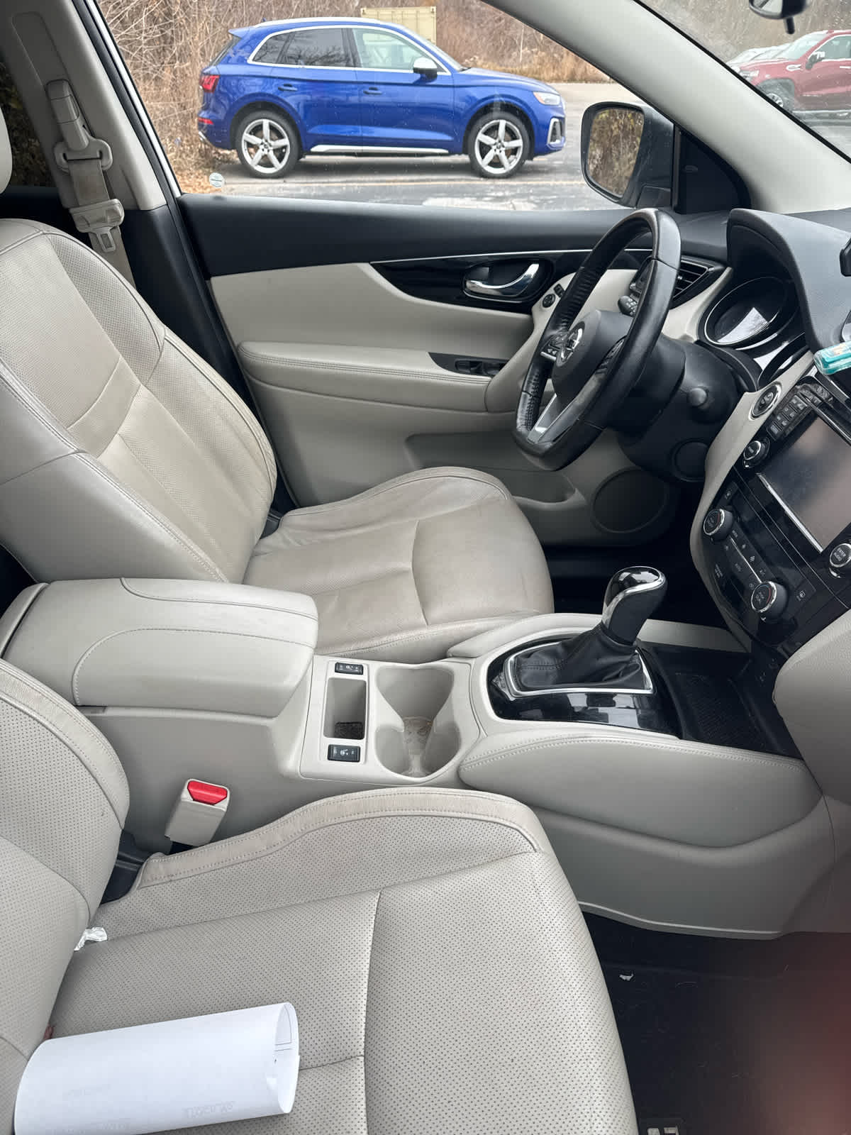 Thumbnail: 2018 Nissan Rogue Sport - 3