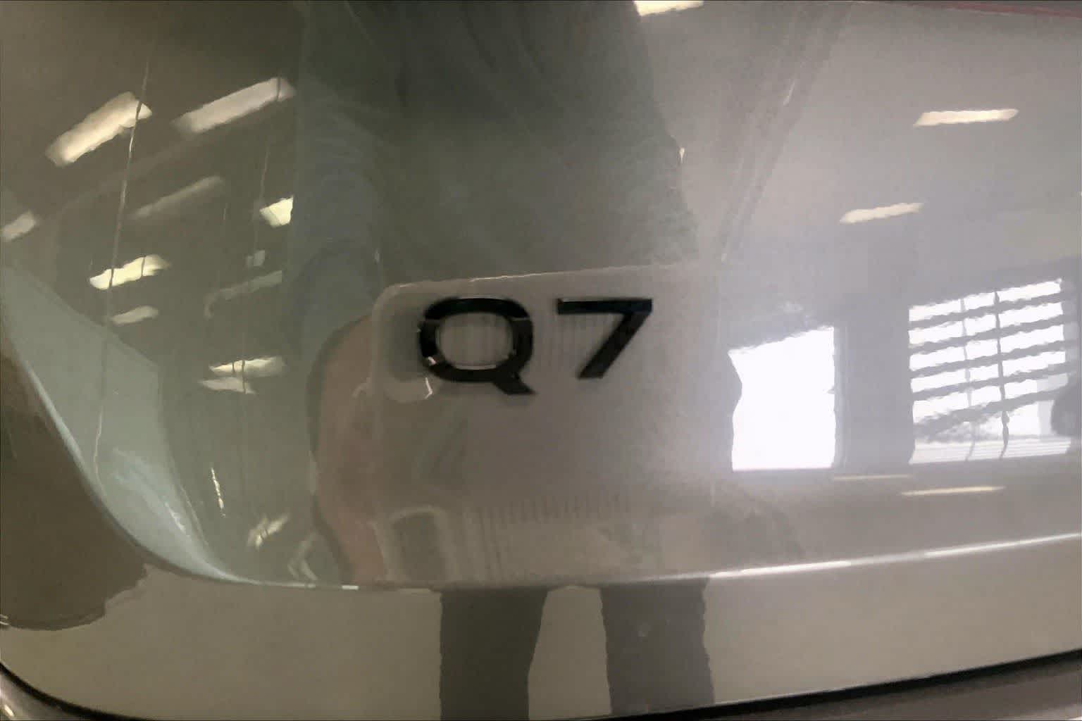 Thumbnail: 2026 Audi Q7 - 7