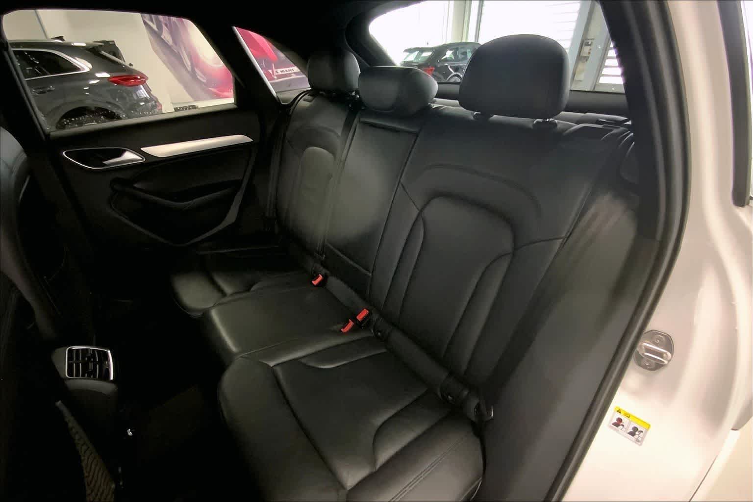 Thumbnail: 2018 Audi Q3 - 25