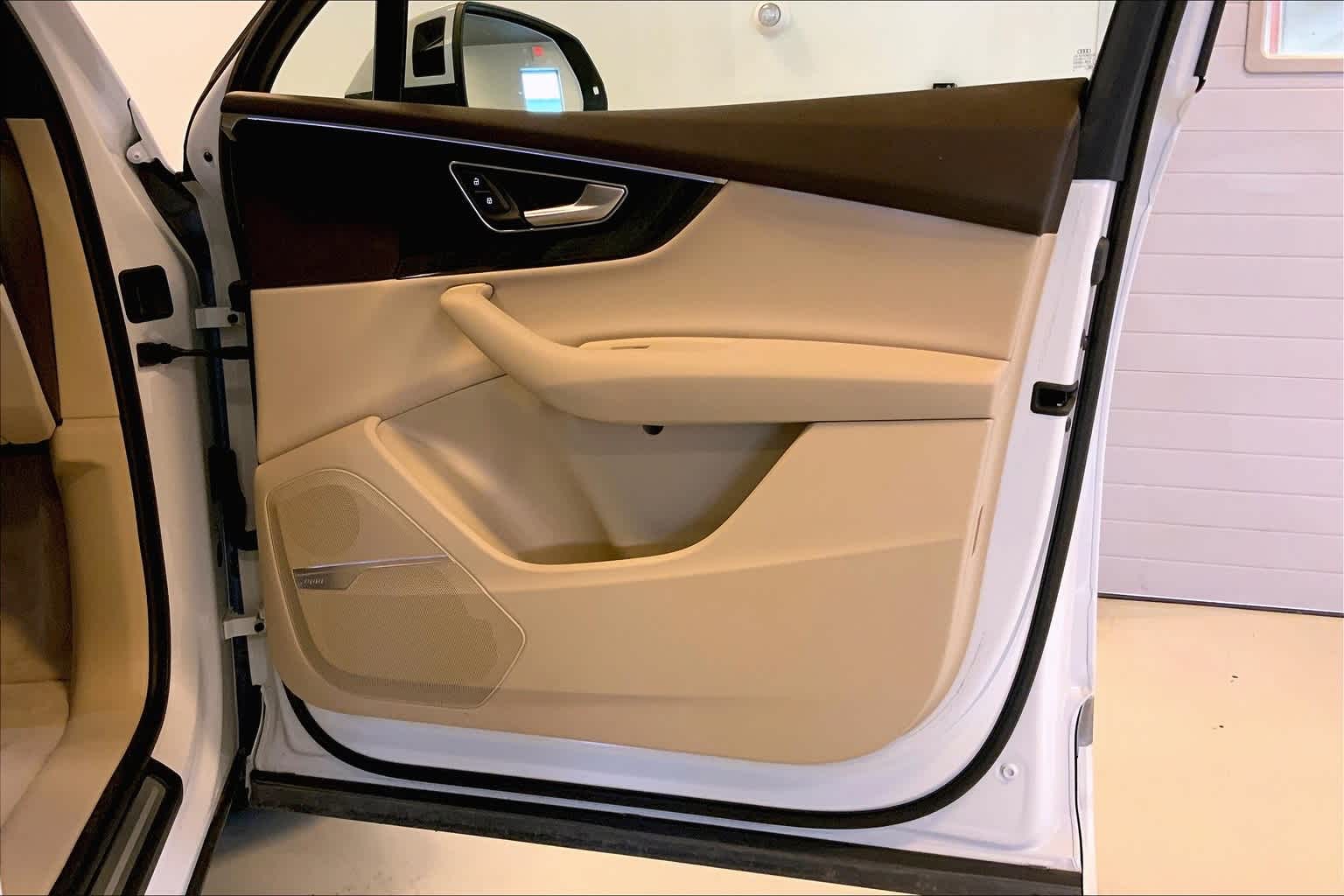 Thumbnail: 2018 Audi Q7 - 27