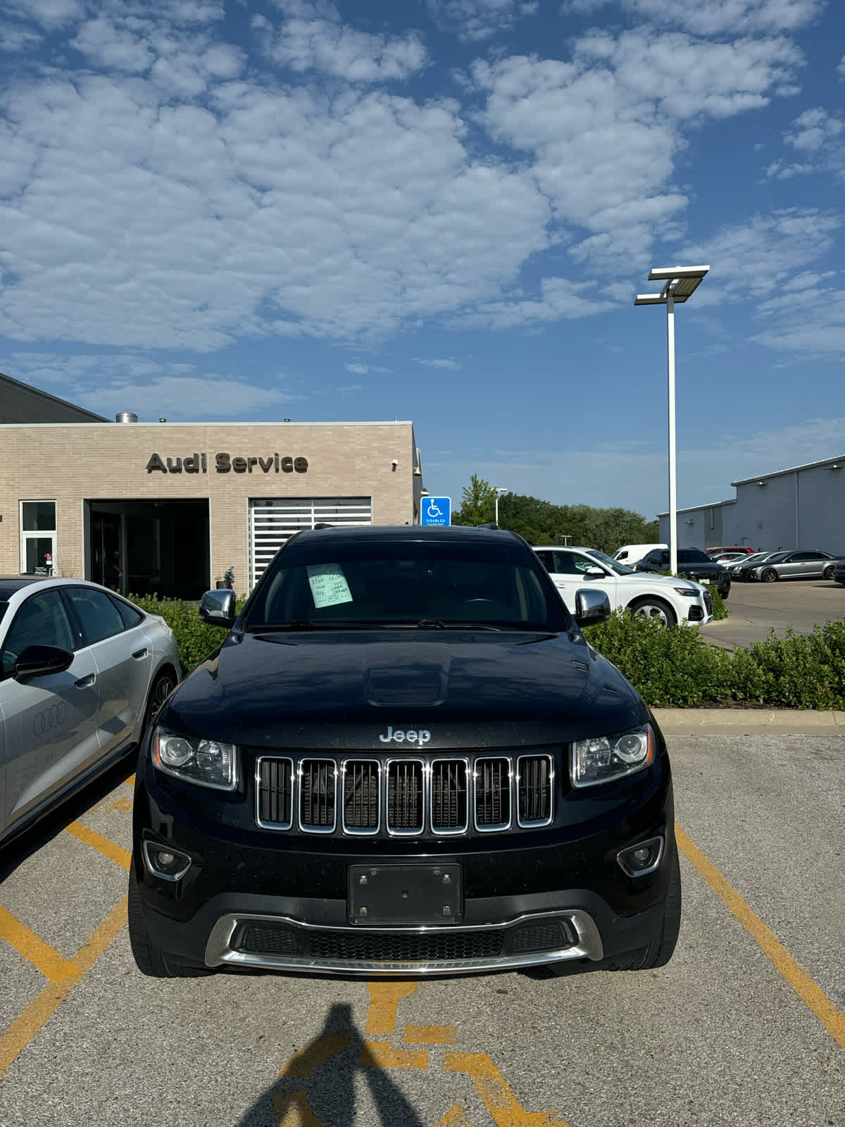 Thumbnail: 2016 Jeep Grand Cherokee - 2