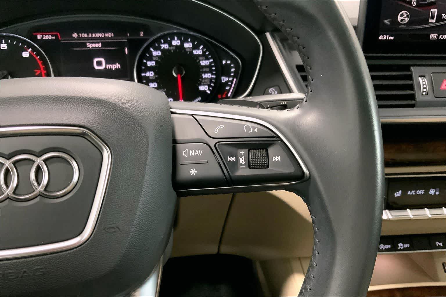 Thumbnail: 2020 Audi Q5 - 25