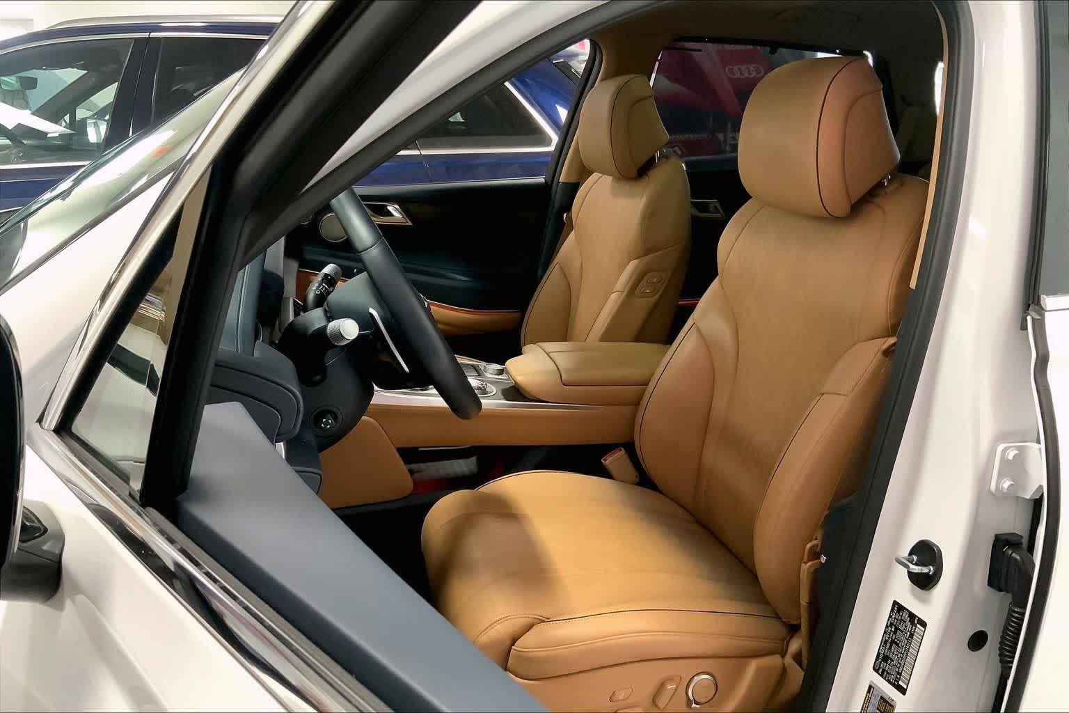 Thumbnail: 2023 Genesis GV80 - 9