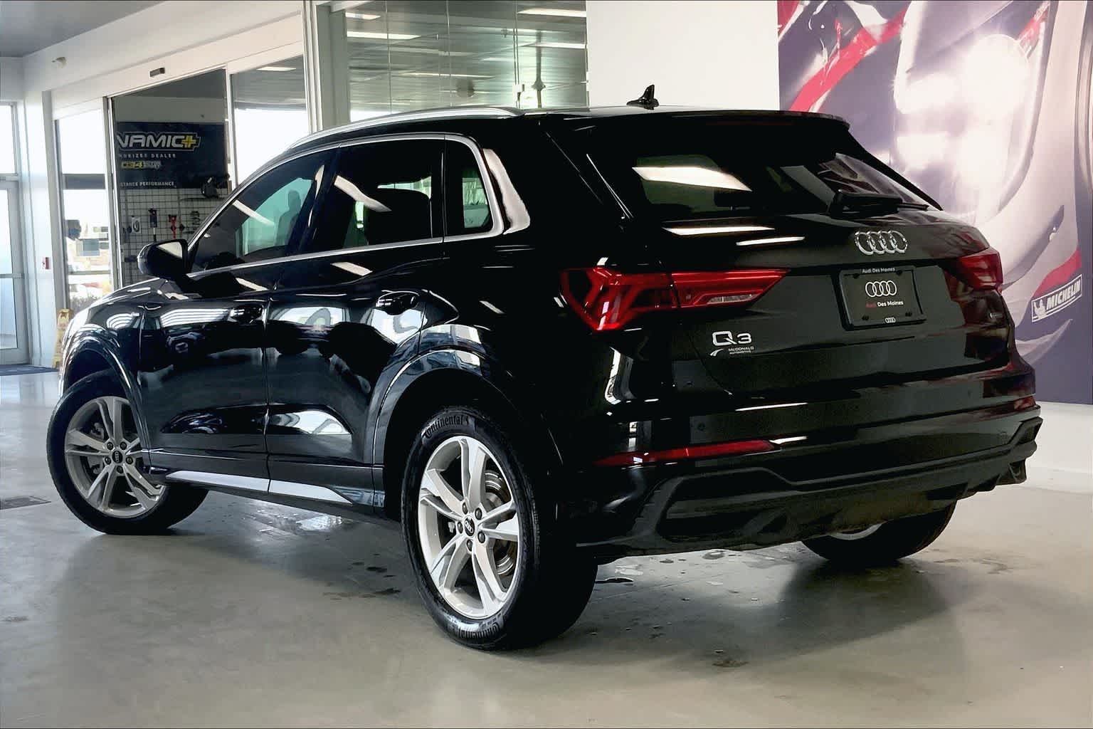 Thumbnail: 2023 Audi Q3 - 4
