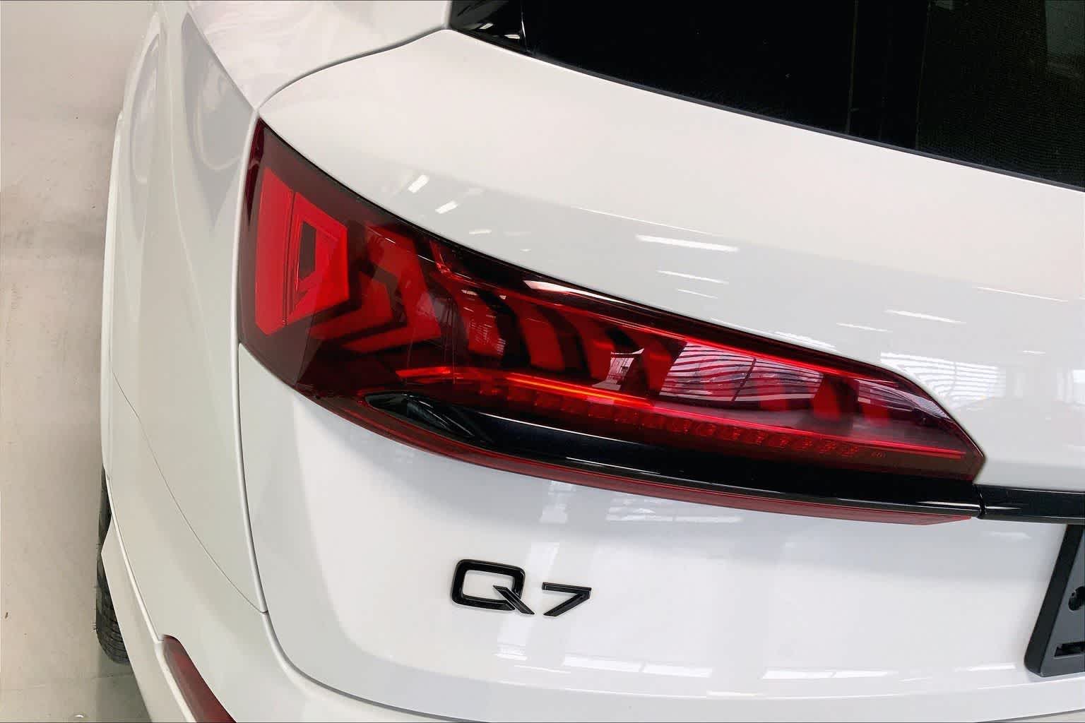 Thumbnail: 2023 Audi Q7 - 29