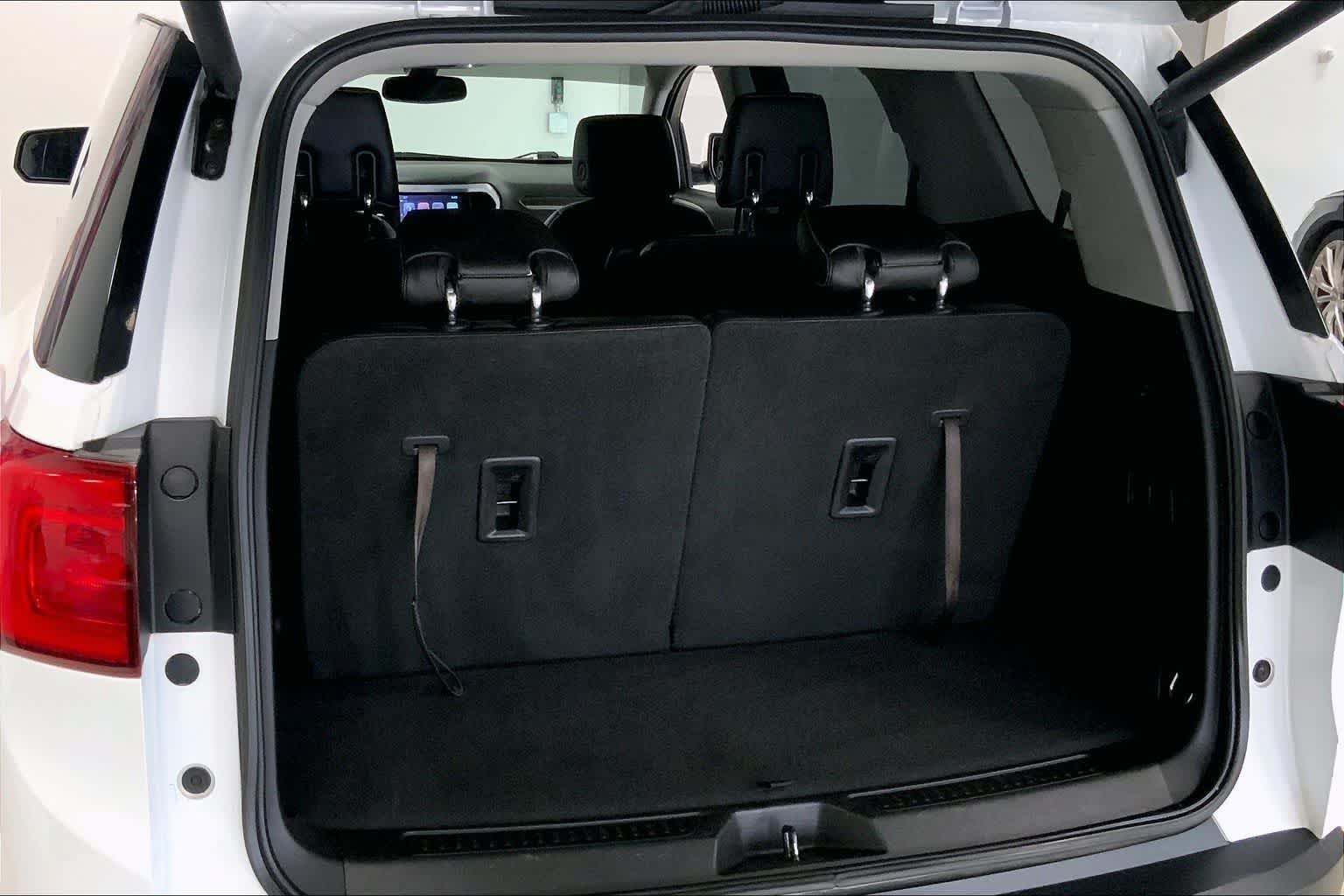 Thumbnail: 2019 GMC Acadia - 17