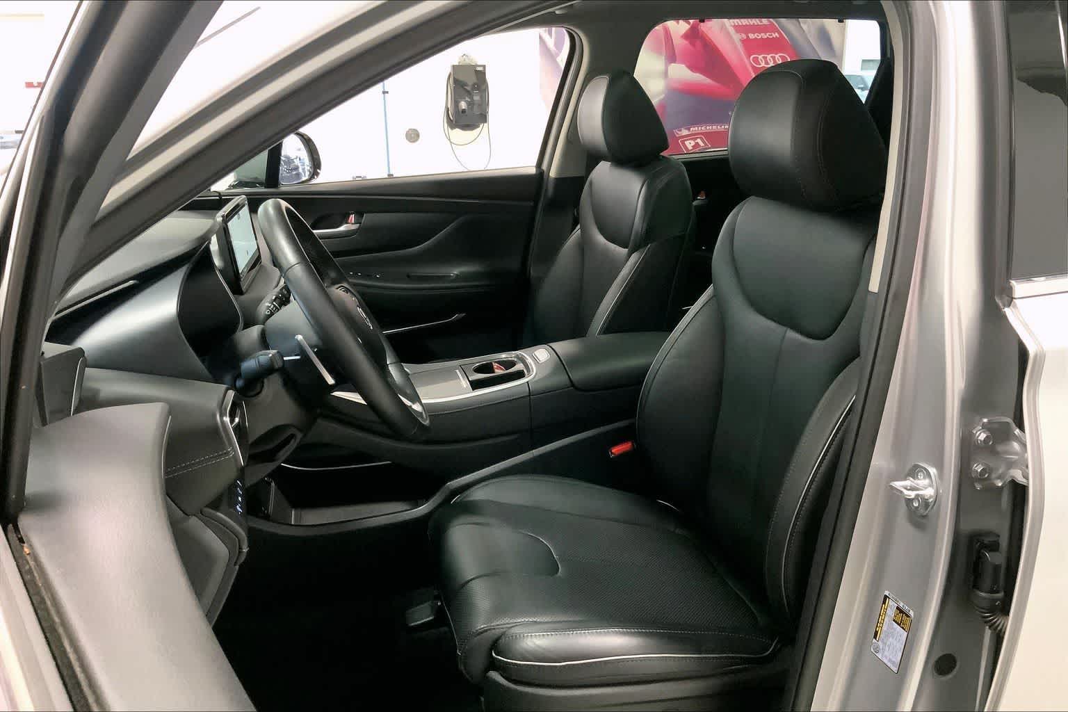 Thumbnail: 2023 Hyundai Santa Fe - 10