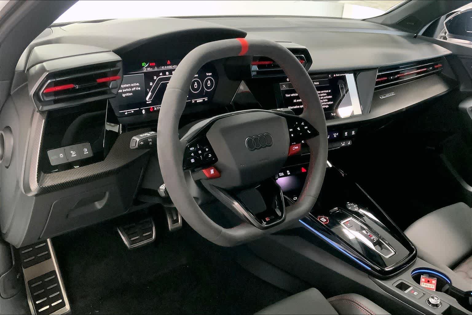 Thumbnail: 2026 Audi RS 3 - 2