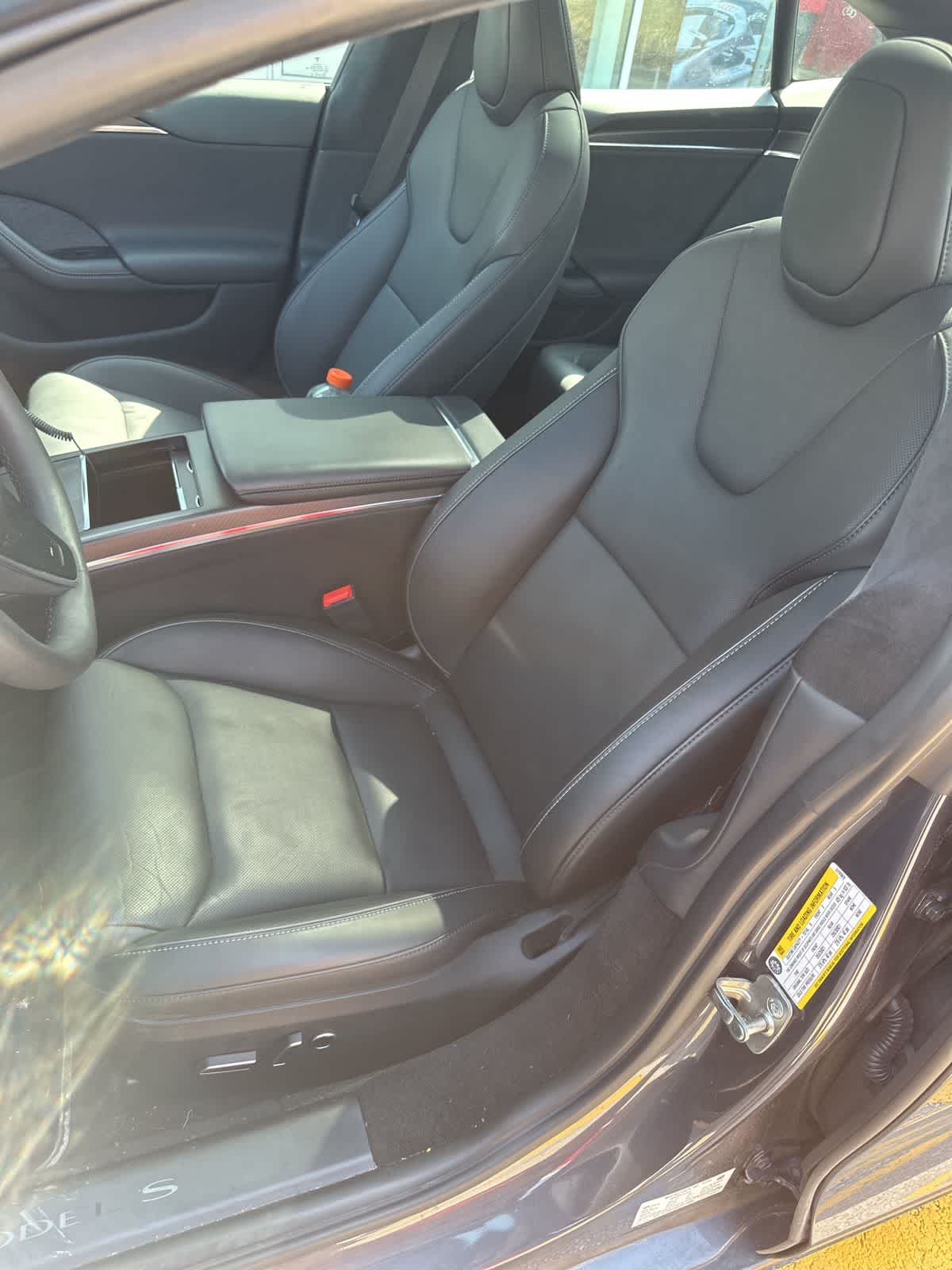 Thumbnail: 2023 Tesla Model S - 10