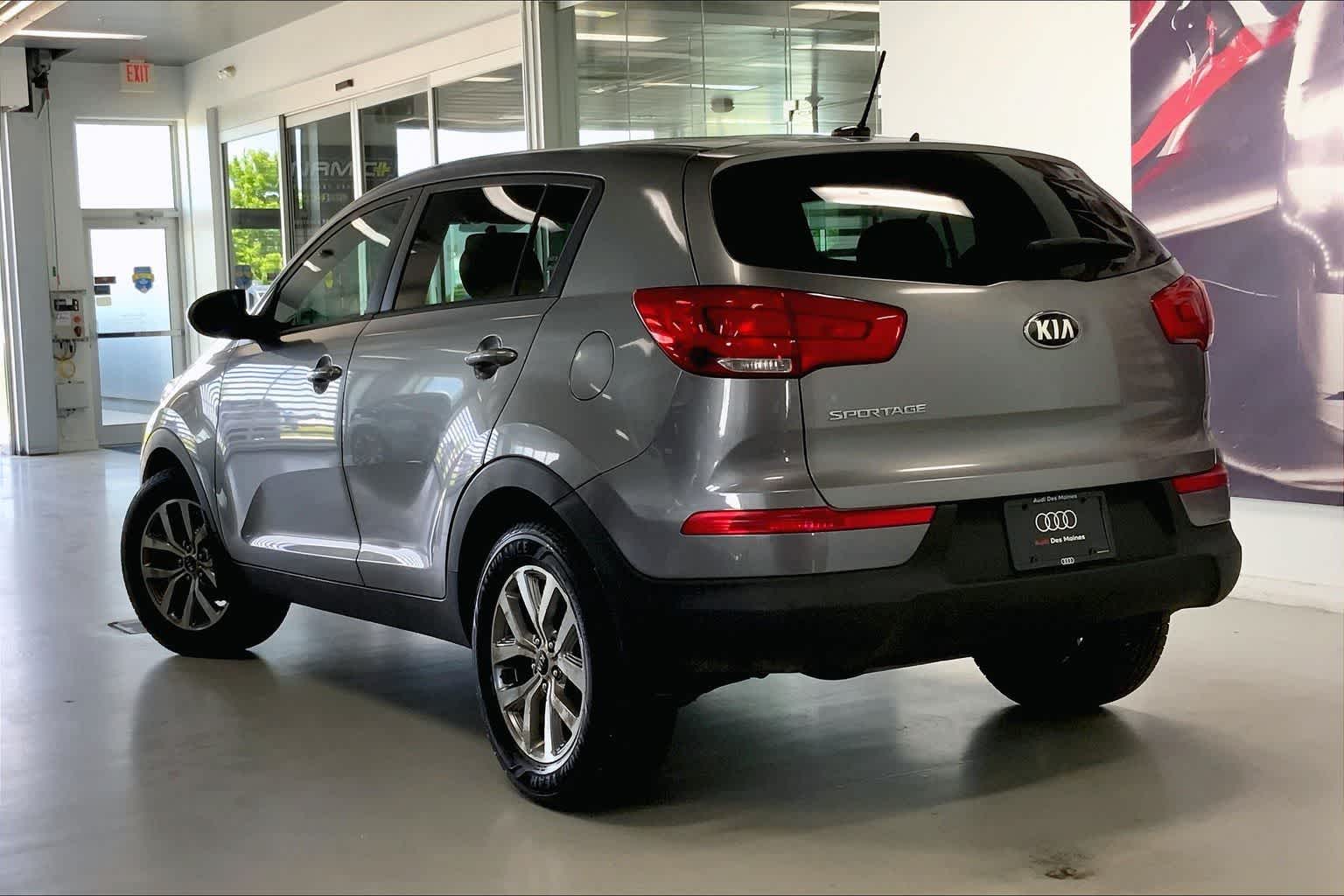 Thumbnail: 2015 Kia Sportage - 4