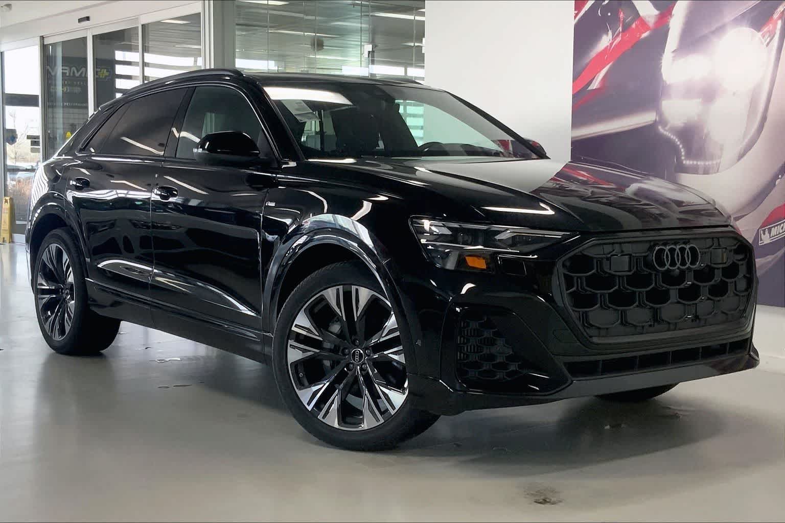 Thumbnail: 2026 Audi Q8 - 20