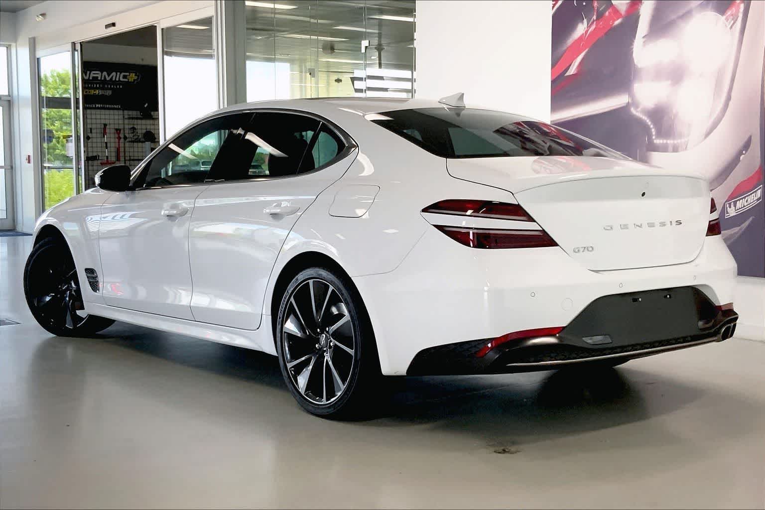 Thumbnail: 2023 Genesis G70 - 4