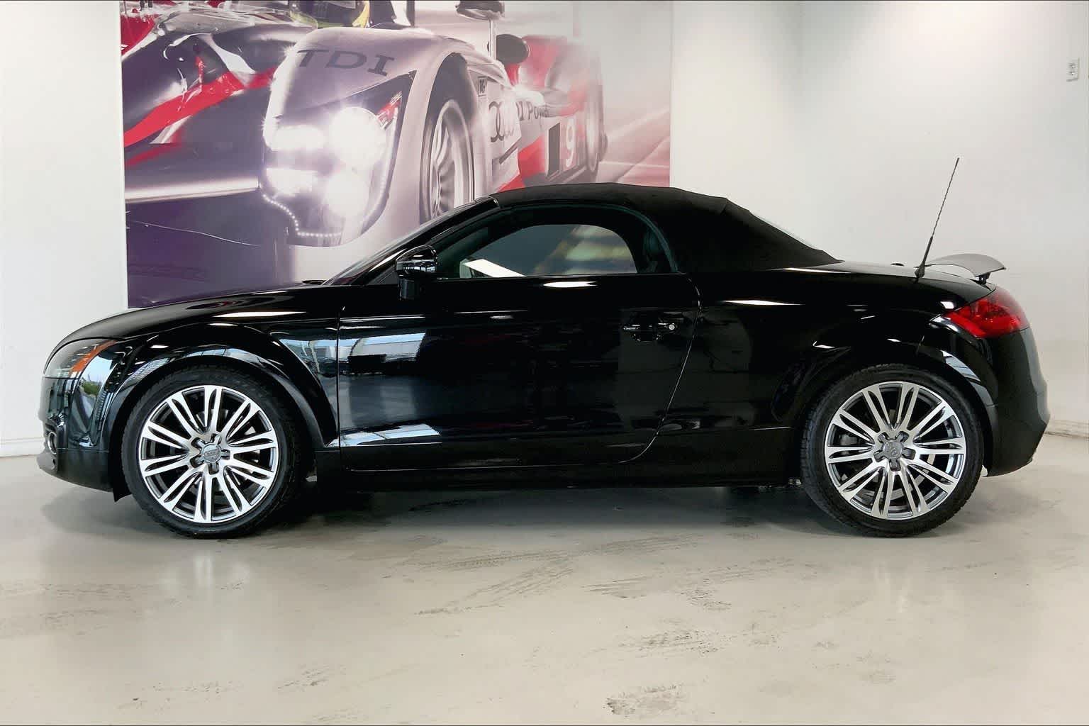 Thumbnail: 2011 Audi TT - 3