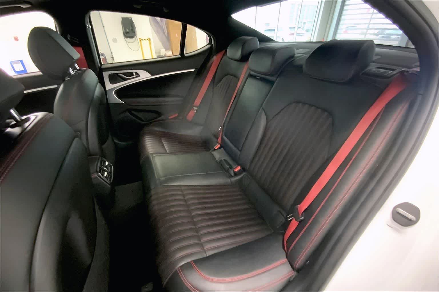 Thumbnail: 2023 Genesis G70 - 27